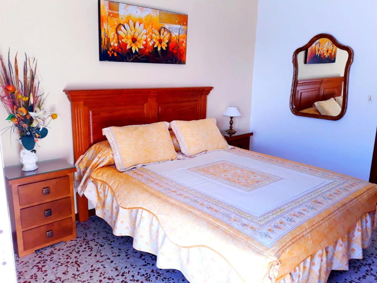 Piso Carmen Solo Familias Appartement Conil De La Frontera Buitenkant foto